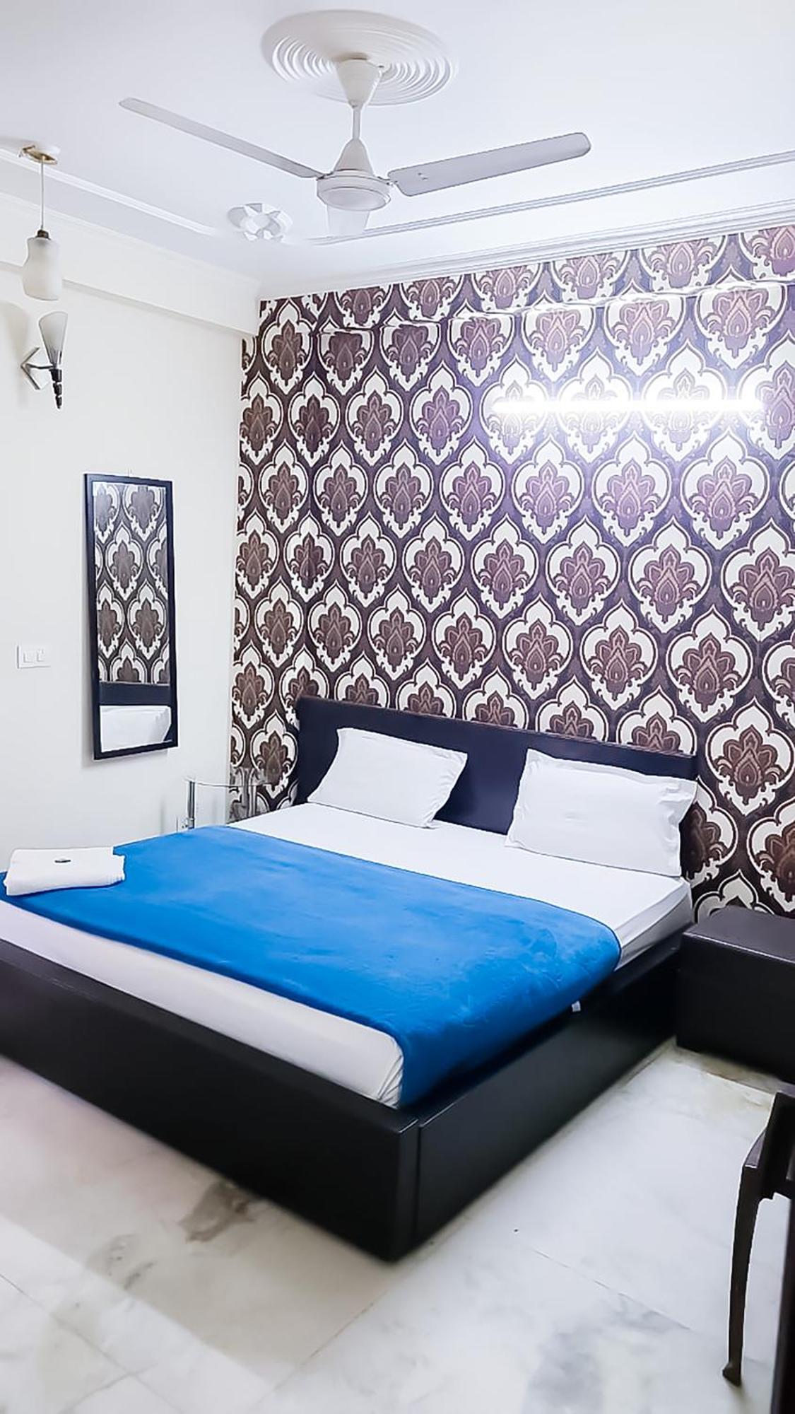 Deluxe Room In Cr Park New Delhi Exterior photo